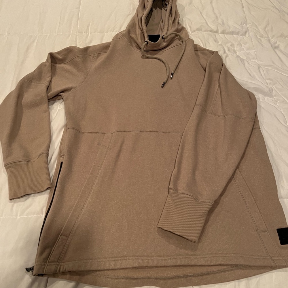 Under Armour Hoodie Size XL